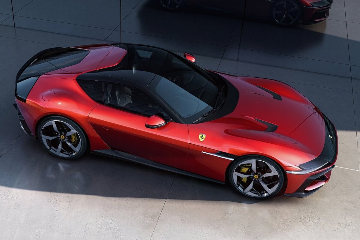 Ferrari 12Cilindri - 2025