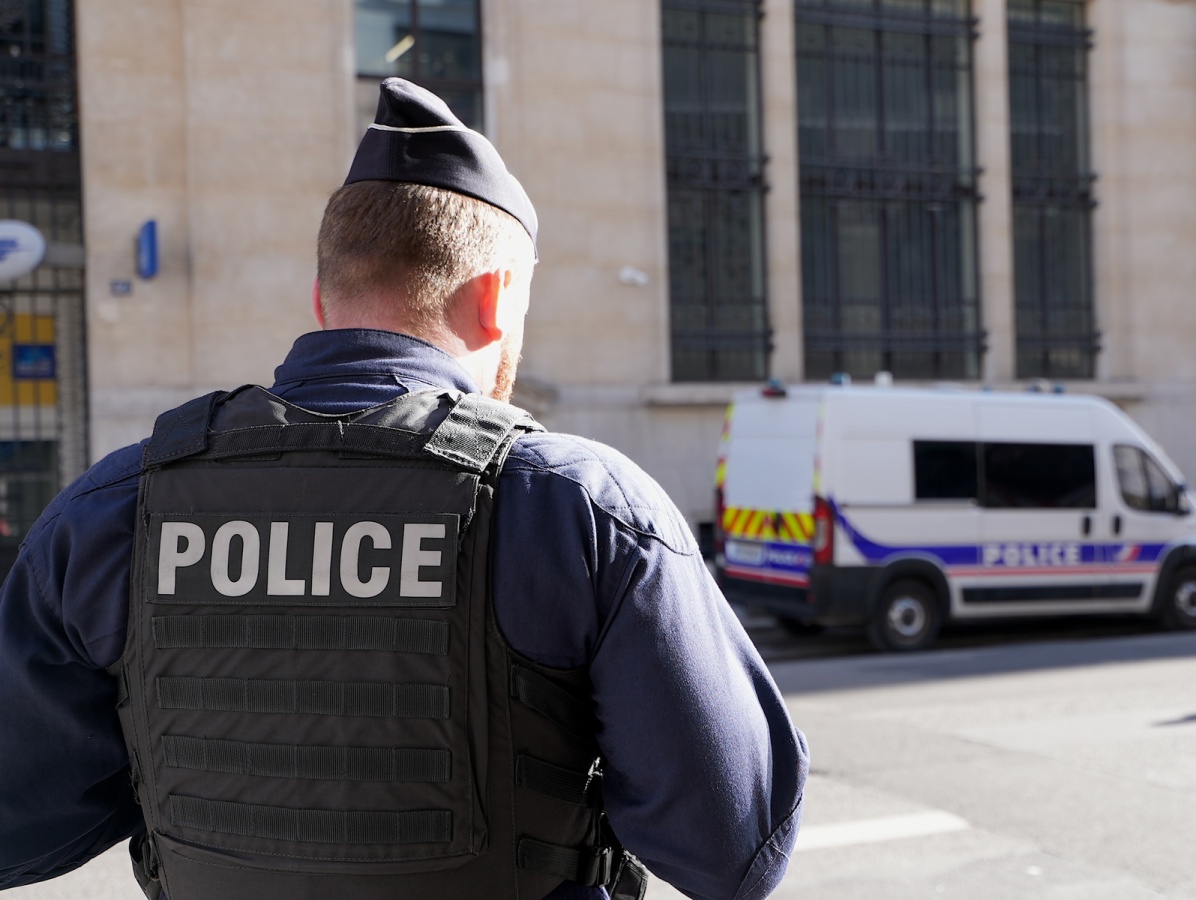 Bank of America / Thwarted / Police / France /