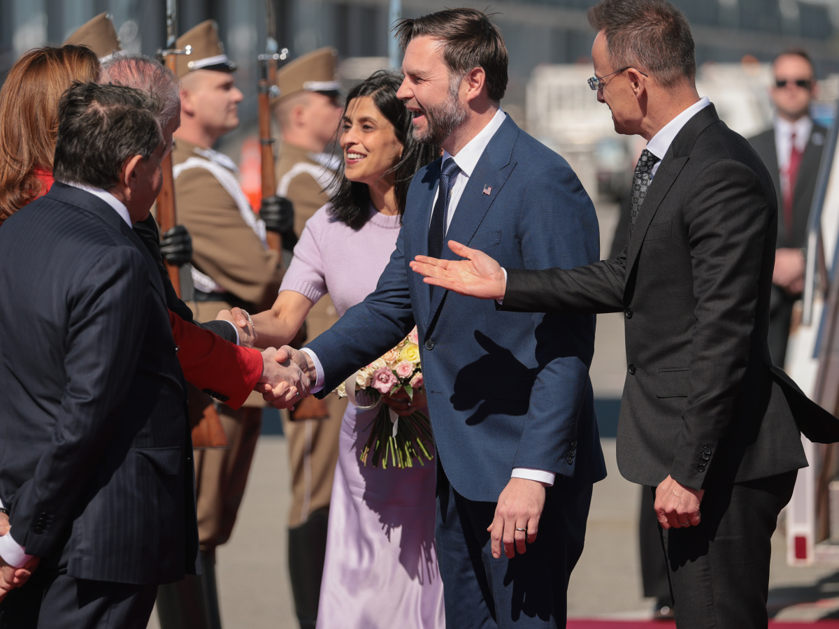 Vance Maďarsko Orbán voľby Szijjártó