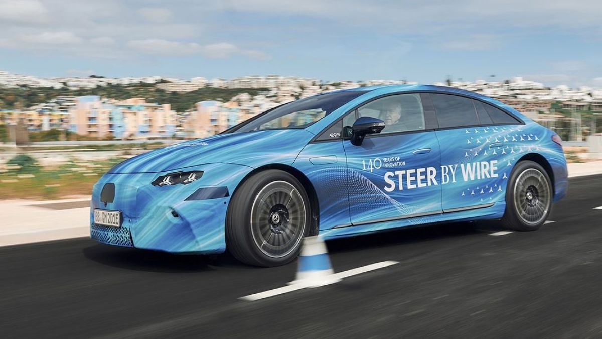 Mercedes-Benz EQS - riadenie steer-by-wire 2026