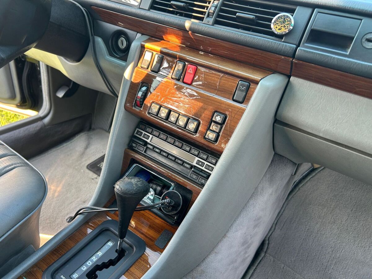 Mercedes-Benz 300D W124 - 1991