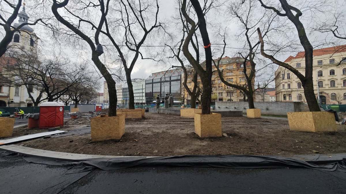 rekonštrukcia bratislava nám. snp