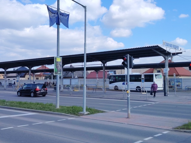 Autobusovú stanicu v Žiari nad Hronom postavili pred desiatkami rokov, teraz ju kompletne zrekonštruujú.