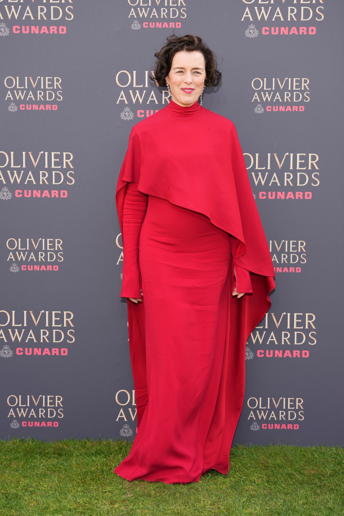 Herečka Olivia Williams prišla v kreácii Taller Marmo. 