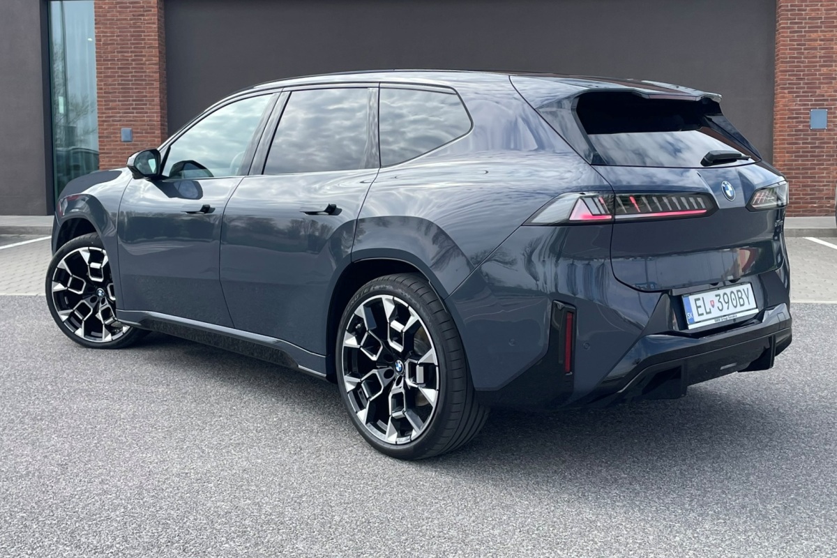 BMW iX3 50 xDrive - test 2026