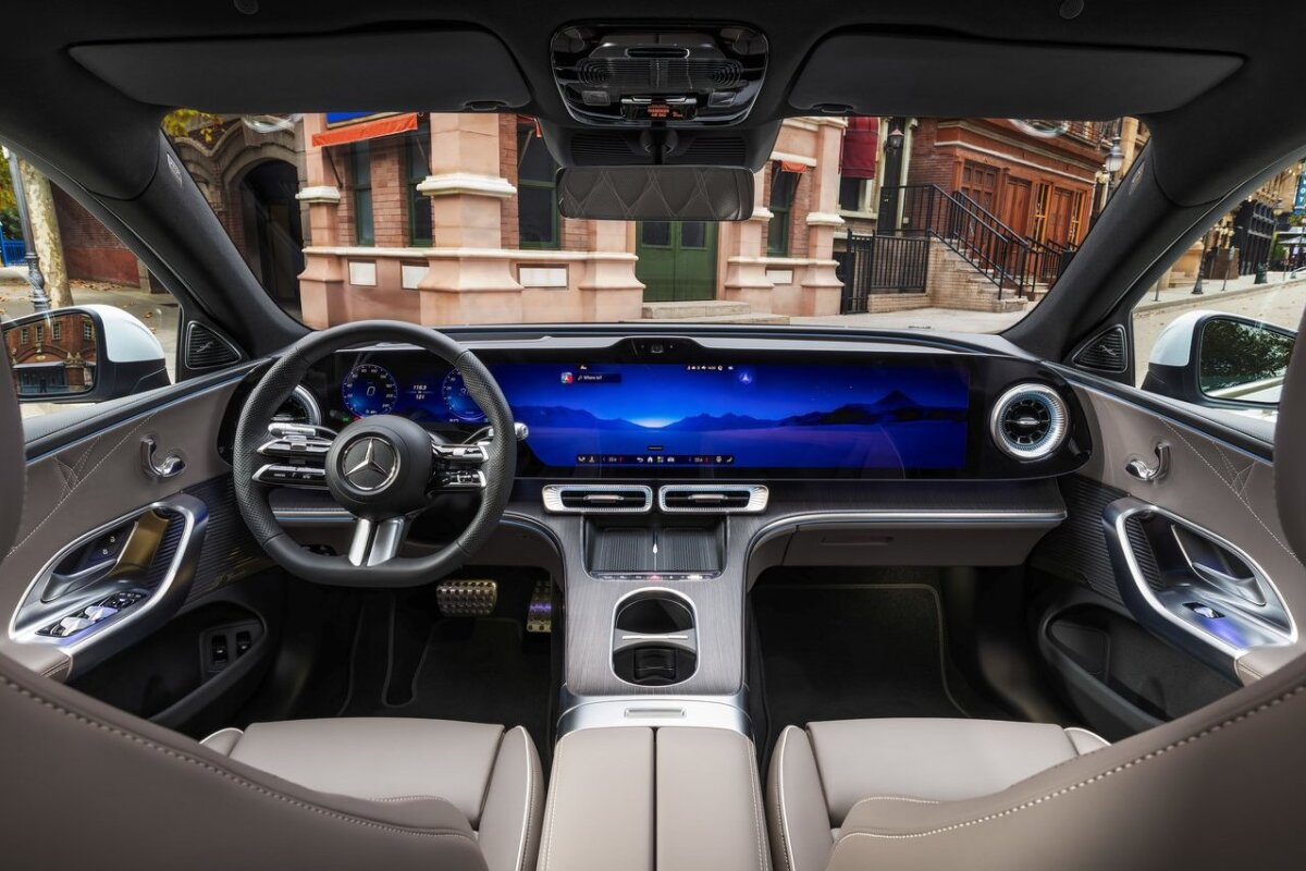 Mercedes-Benz C - 2026