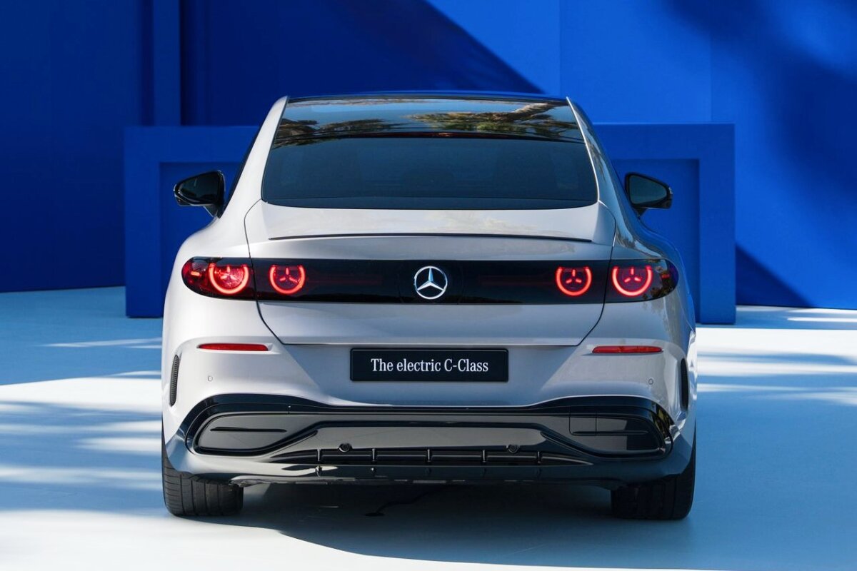 Mercedes-Benz C - 2026