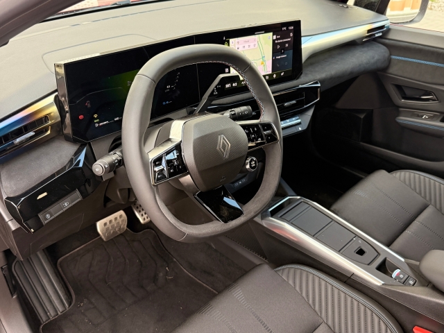 Renault Clio E-Tech Full Hybrid (2026)