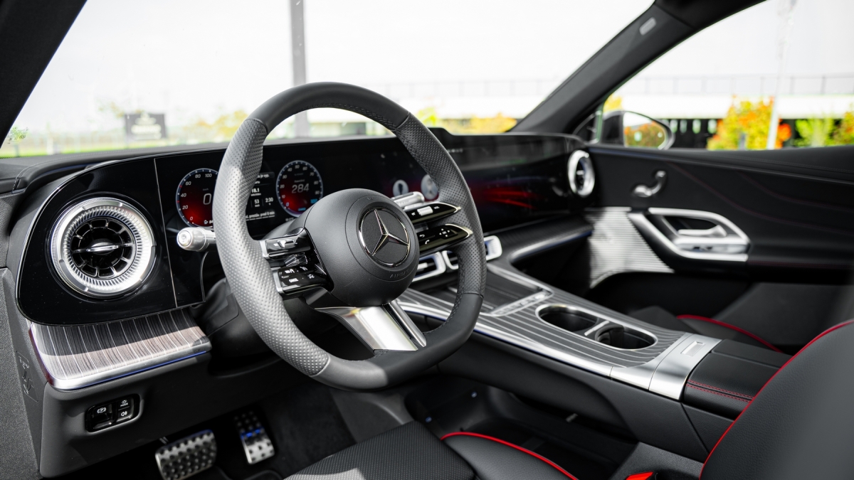 Mercedes-Benz GLC 400 4MATIC with EQ Technology (2026)