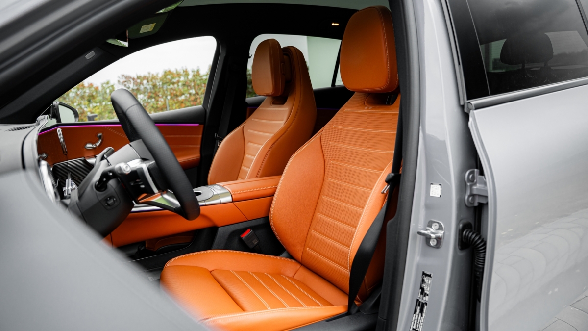 Mercedes-Benzz GLC 400 4MATIC with EQ Technology (2026)