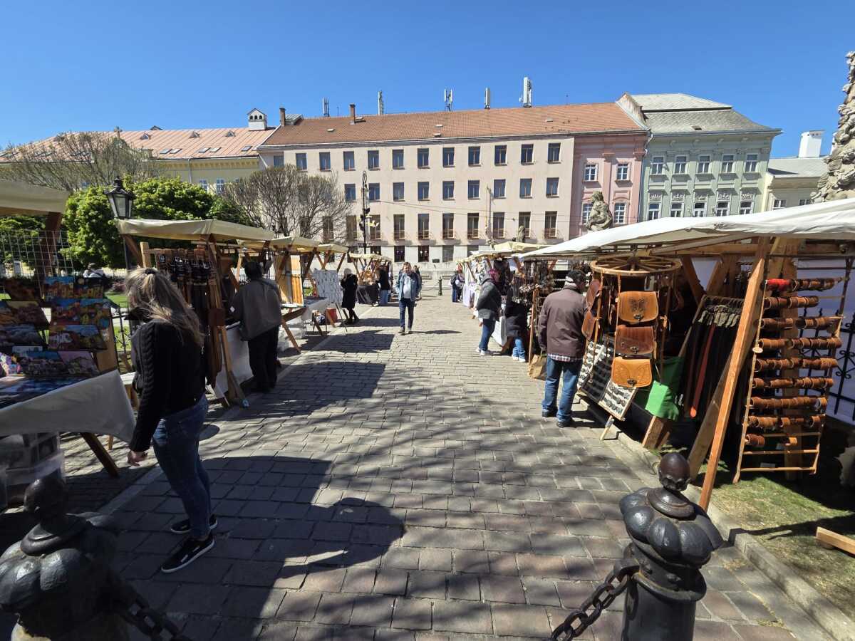 Trh tradicnych remesiel Kosice  7 