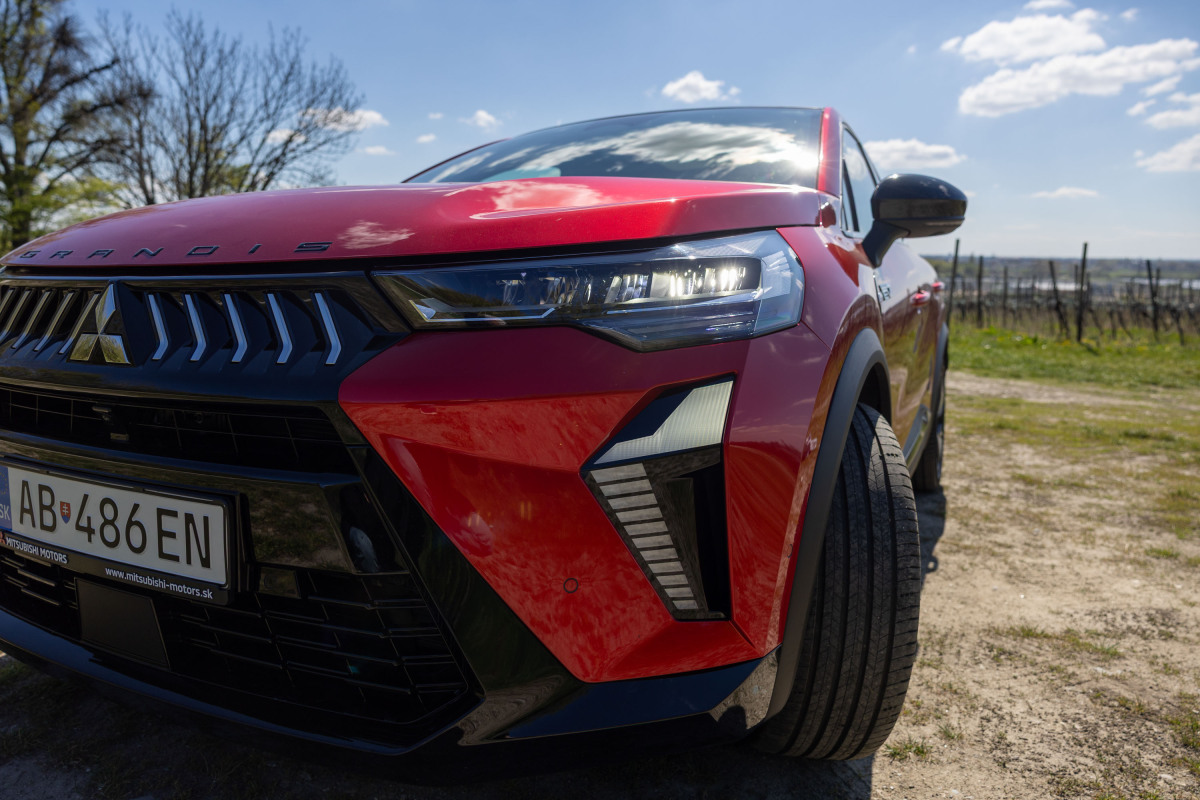 Mitsubishi - Grandis 1,8 HEV - test 2026