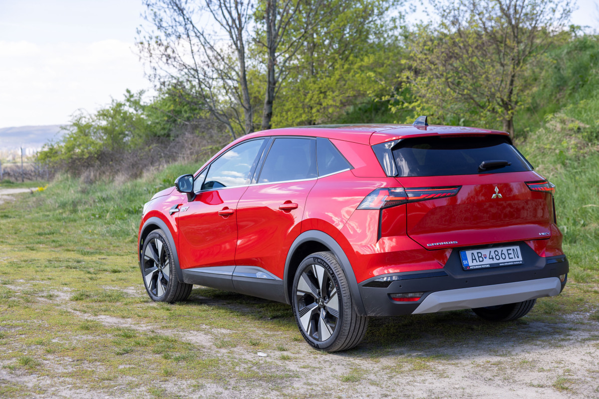 Mitsubishi - Grandis 1,8 HEV - test 2026