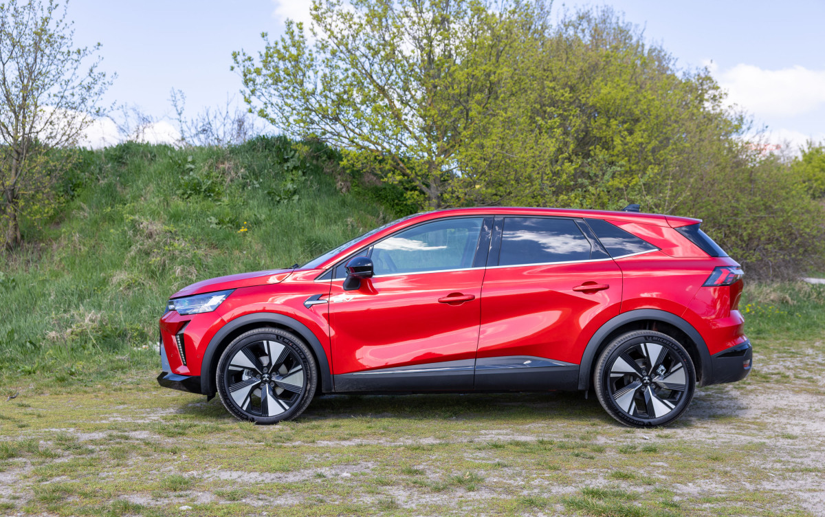 Mitsubishi - Grandis 1,8 HEV - test 2026