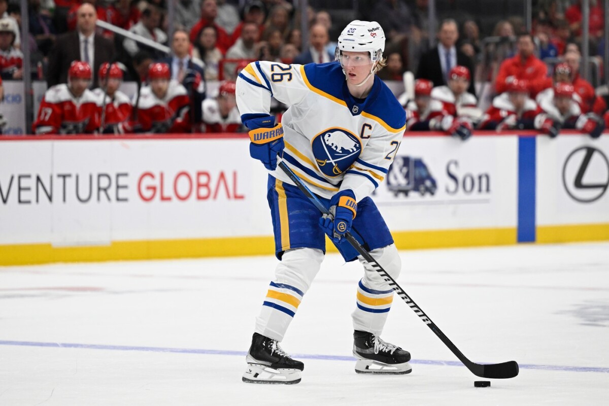 01. Rasmus Dahlin
