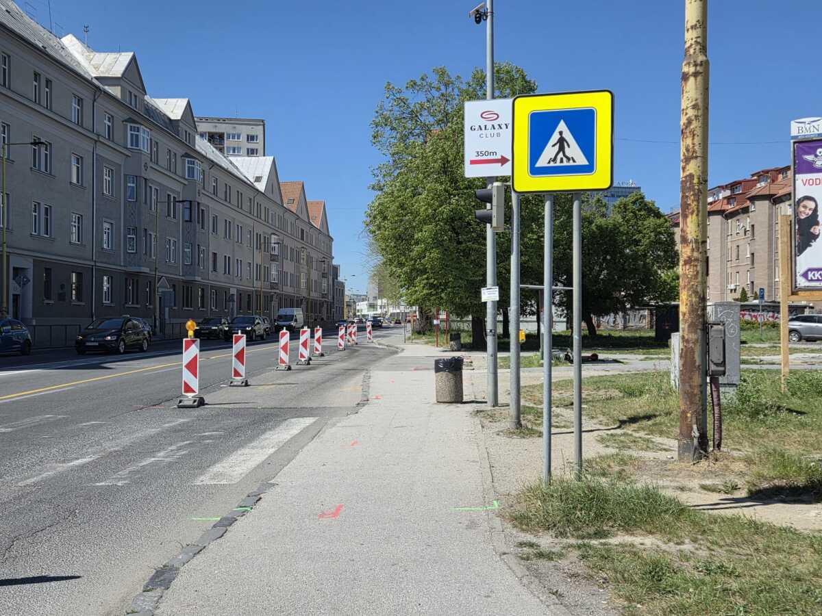 Zastavka MHD Palackeho  4 